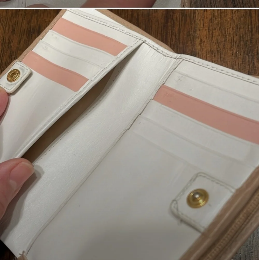 Radley London compact wallet